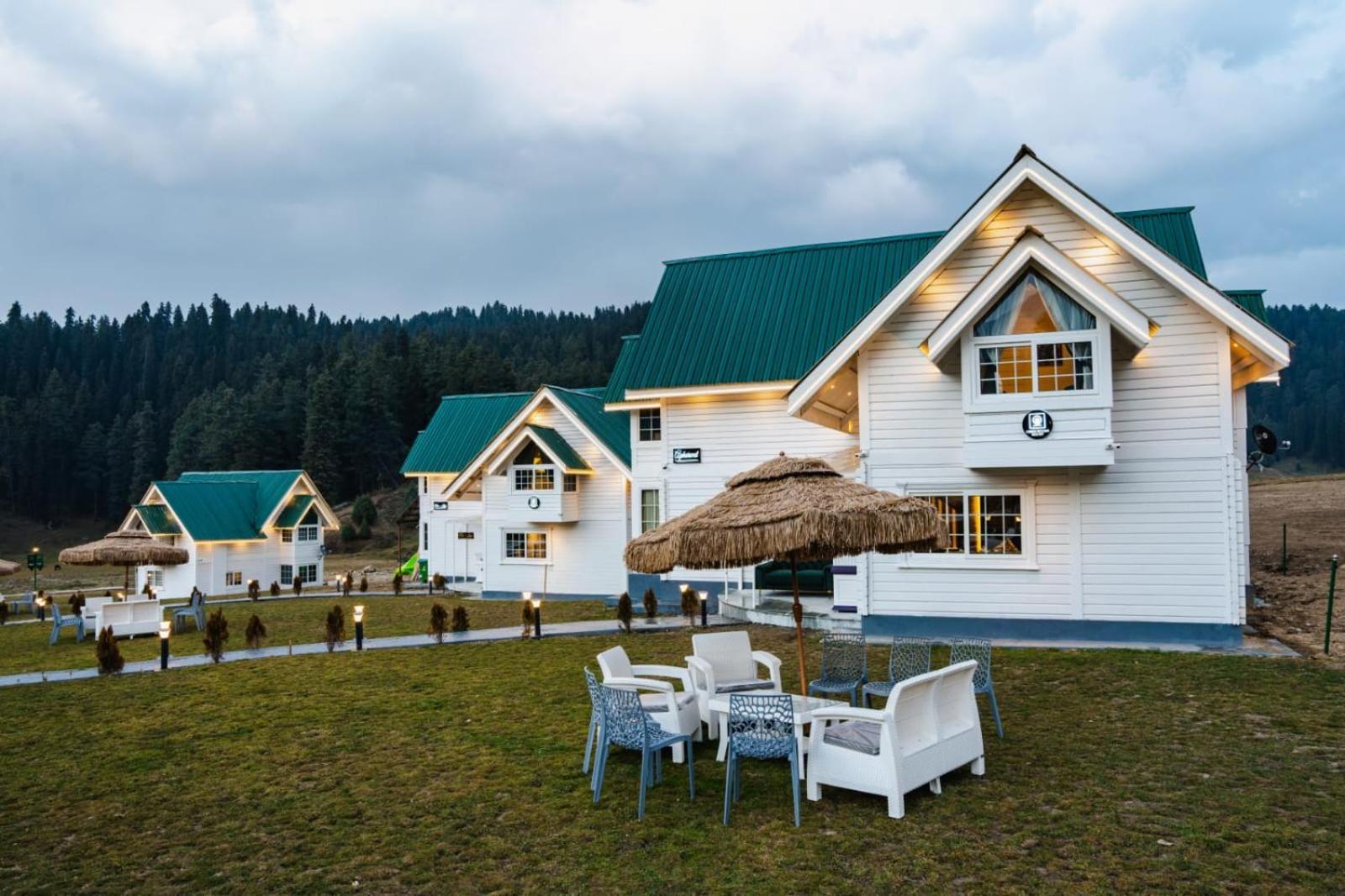 Green Rooms Resort Gulmarg Ngoại thất bức ảnh